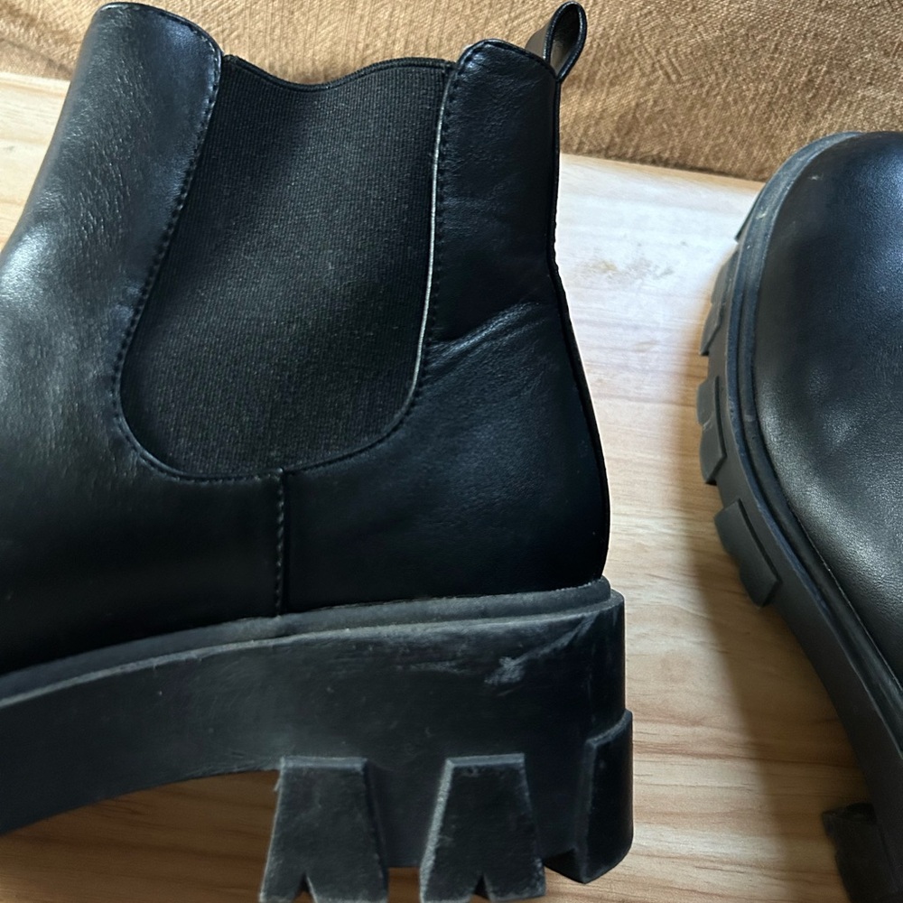 Raid Boots - image 3